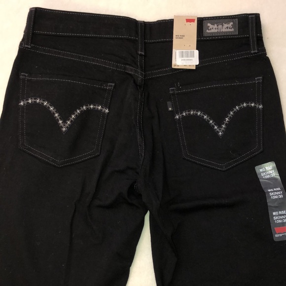 NWT Levi’s mid-rise skinny jet black jeans with silver embroidery on back pocket - Picture 12 of 12